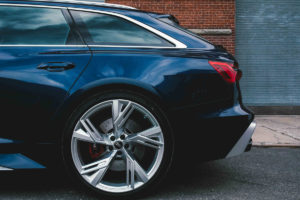 2021 Audi Rs6 rear rim and trunk
